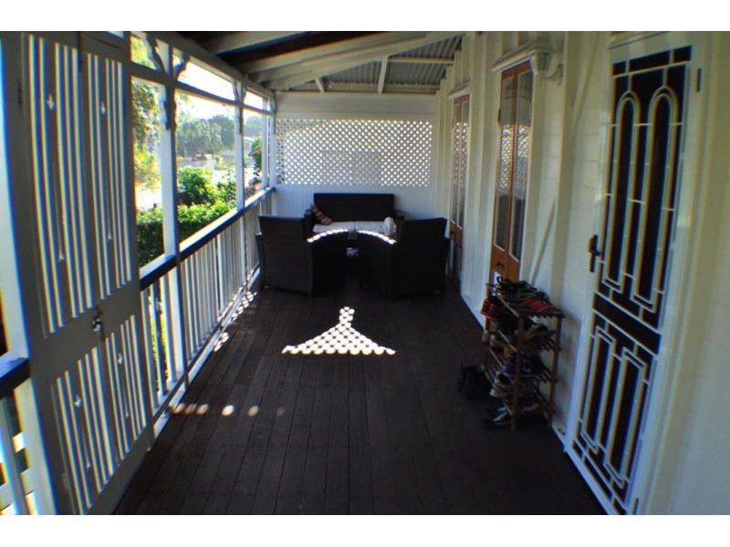 7 Cousins Street, The Range QLD 4700